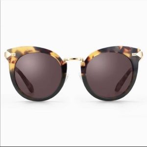 Stella and Dot Wesley Tortoise Sunglasses w/ case